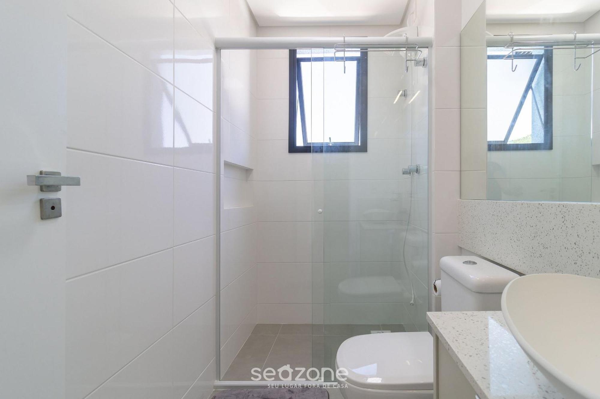 Apartamento Estudio Moderno A 650m Da Ufsc - Cnt303 *