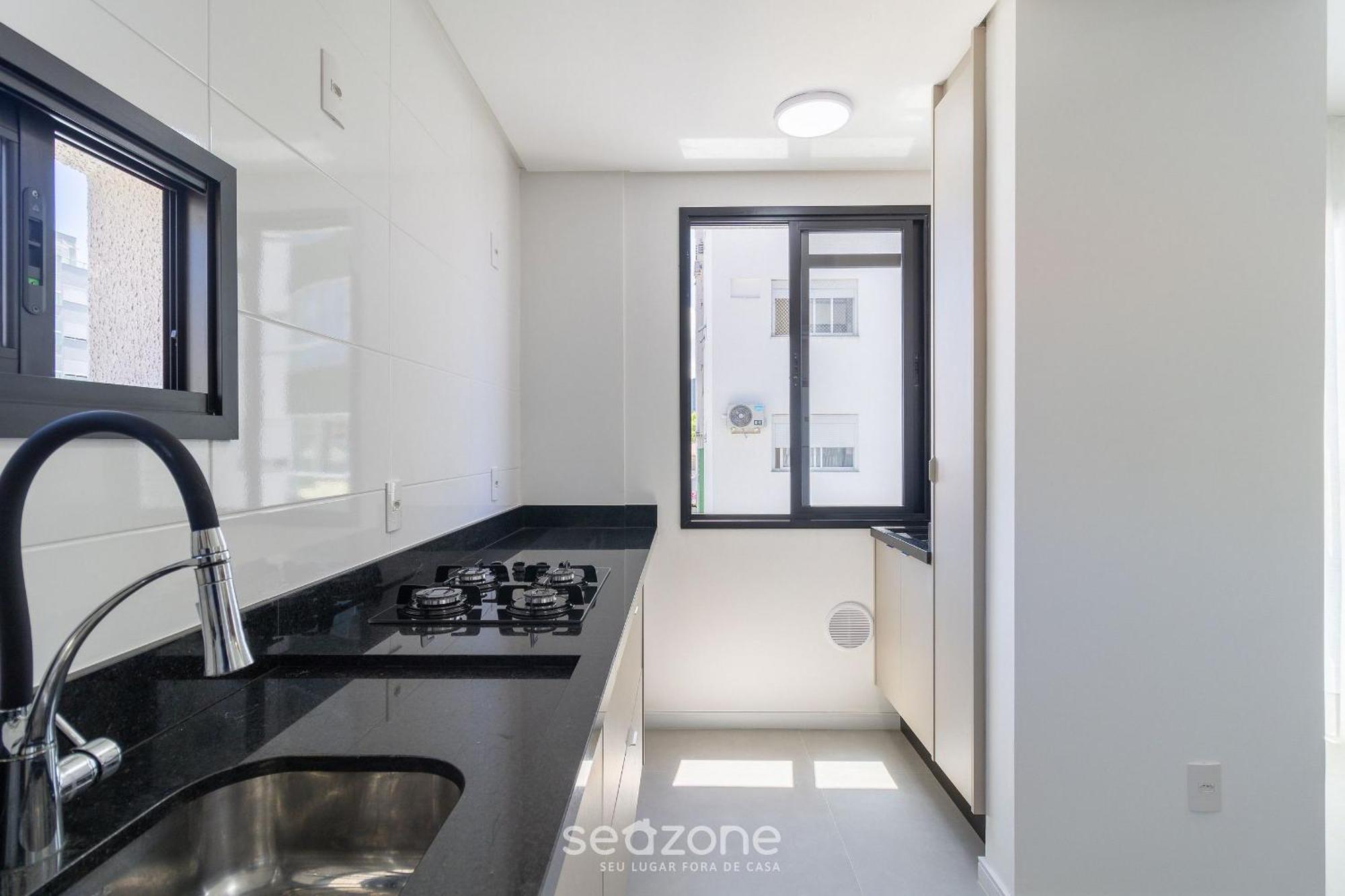 Apartamento Estudio Moderno A 650m Da Ufsc - Cnt303 *